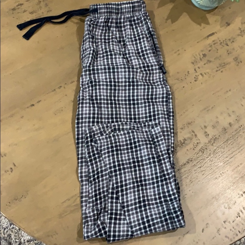 Izod sleep wear size medium (pajama pants)